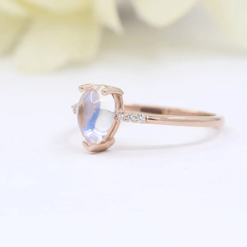 14K MOONSTONE DIAMOND RING