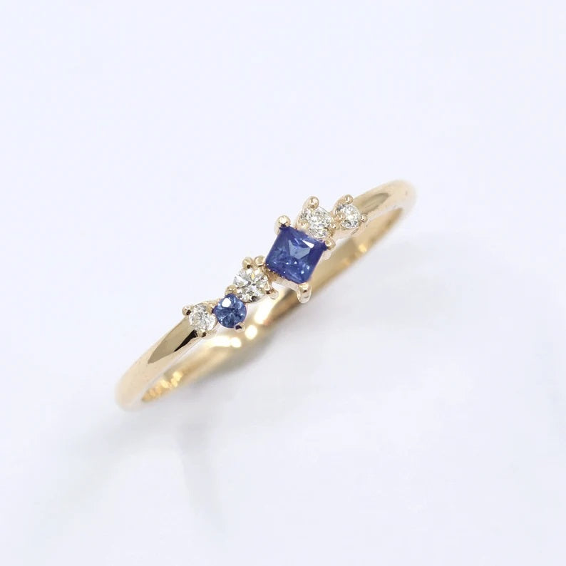 14K SQUARE SAPPHIRE DIAMOND CLUSTER BAND