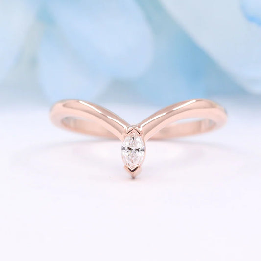 14K MARQUISE DIAMOND CHEVRON BAND