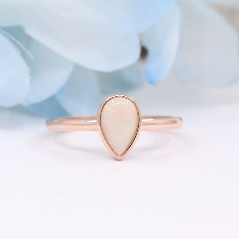 14K PEAR OPAL BEZEL RING PLAIN BAND 3 RING SET