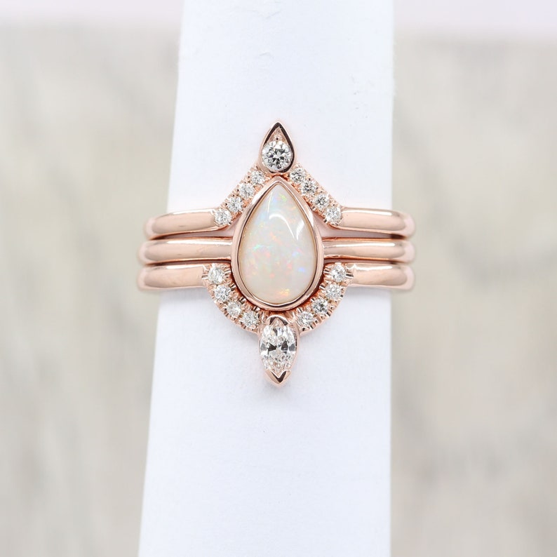 14K PEAR OPAL BEZEL RING DIAMOND U BAND 3 RING SET