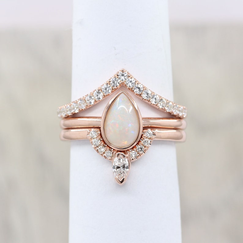 14K PEAR OPAL BEZEL RING DIAMOND CHEVRON BAND 3 RING SET