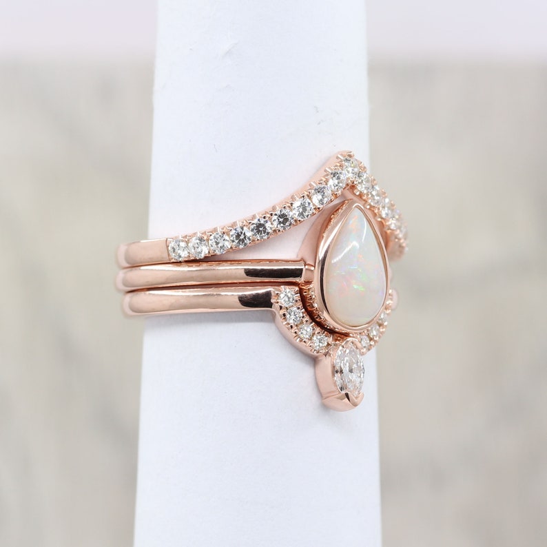 14K PEAR OPAL BEZEL RING DIAMOND CHEVRON BAND 3 RING SET