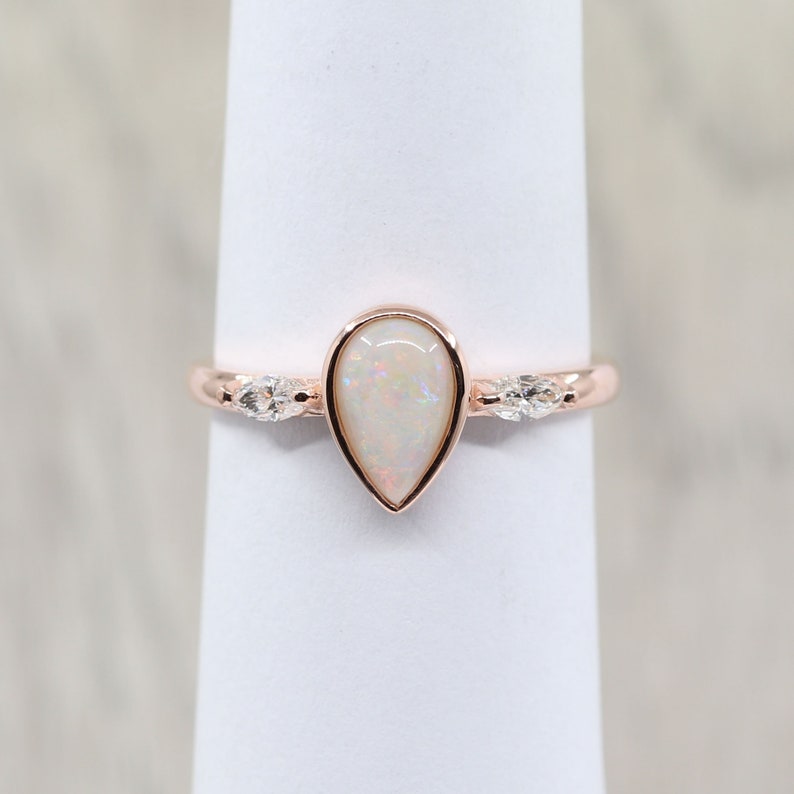 14K PEAR OPAL BEZEL RING MARQUISE DIAMOND CHEVRON BAND 2 RING SET
