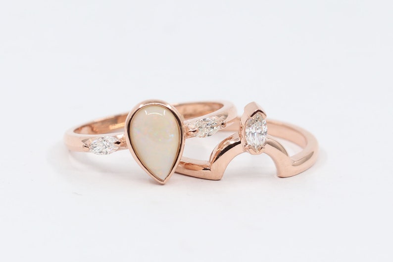 14K PEAR OPAL BEZEL RING MARQUISE DIAMOND U BAND 2 RING SET