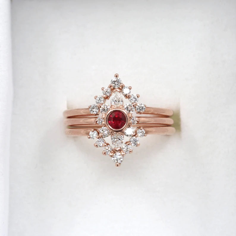 14K RUBY BEZEL FLOWER DIAMOND V BAND 3 RING SET