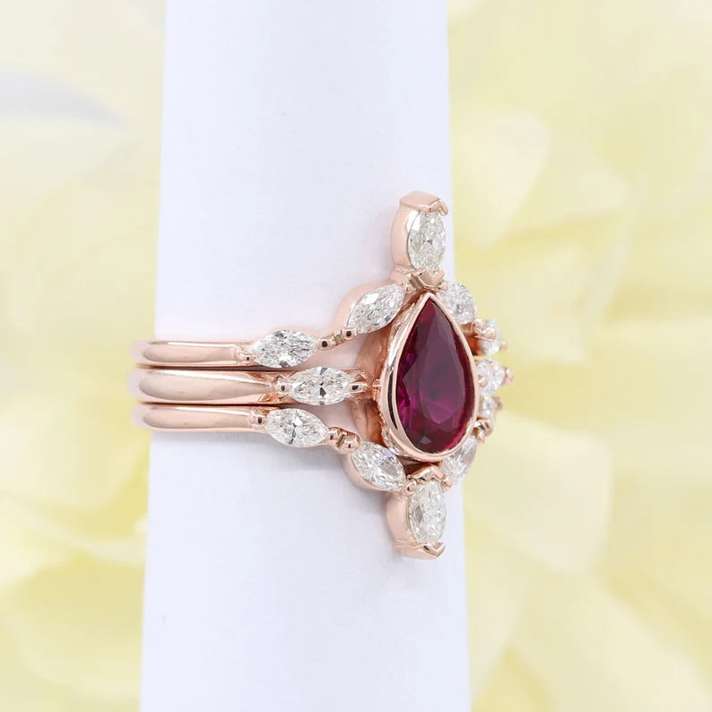 14K LAB RUBY BEZEL RING MARQUISE DIAMOND CHEVRON BAND 3 RING SET