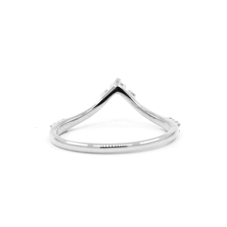 14K 0.12CT DIAMOND CHEVRON BAND