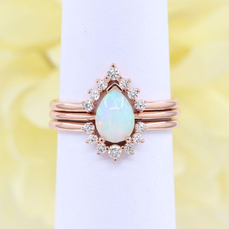 14K PEAR OPAL SOLITAIRE RING