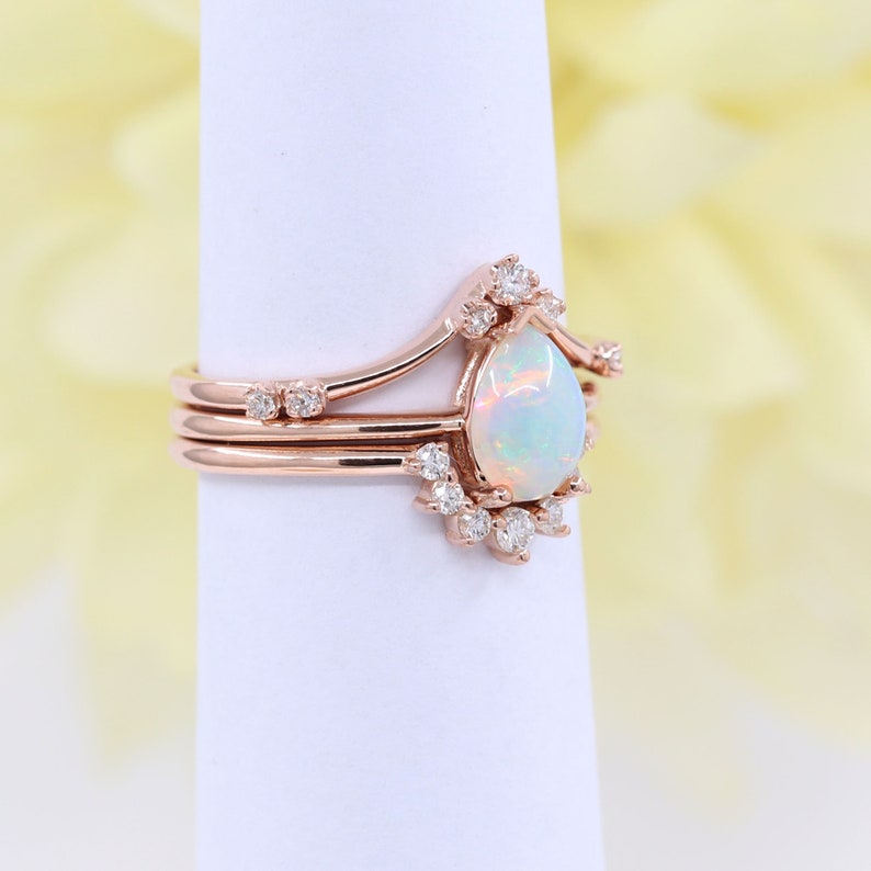 14K PEAR OPAL RING DIAMOND CROWN U BAND 3 RING SET