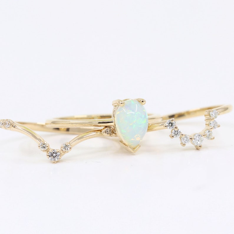 14K PEAR OPAL RING DIAMOND CROWN U BAND 3 RING SET