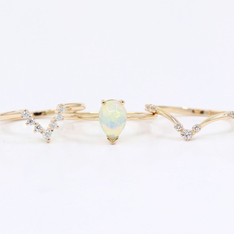 14K PEAR OPAL RING DIAMOND CHEVRON BAND 3 RING SET