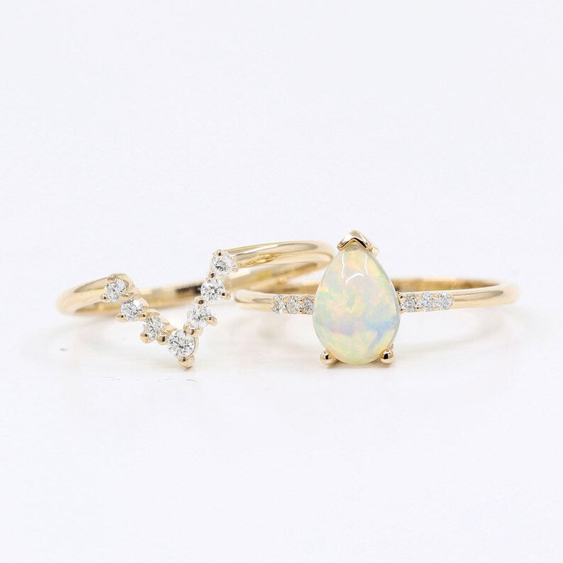 14K PEAR OPAL RING DIAMOND V BAND 2 RING SET