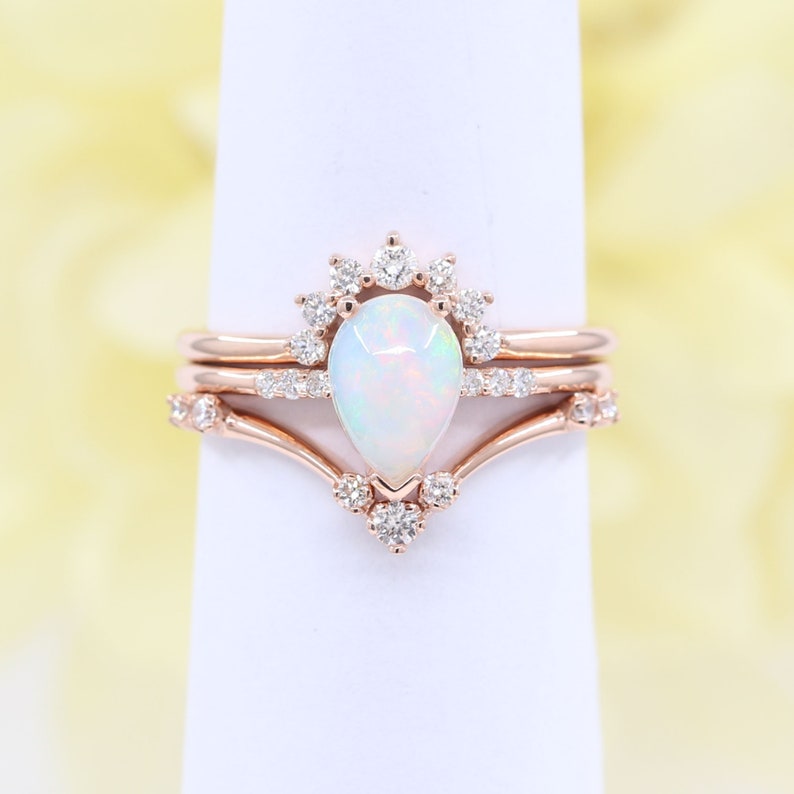 14K PEAR OPAL RING DIAMOND CHEVRON BAND 3 RING SET