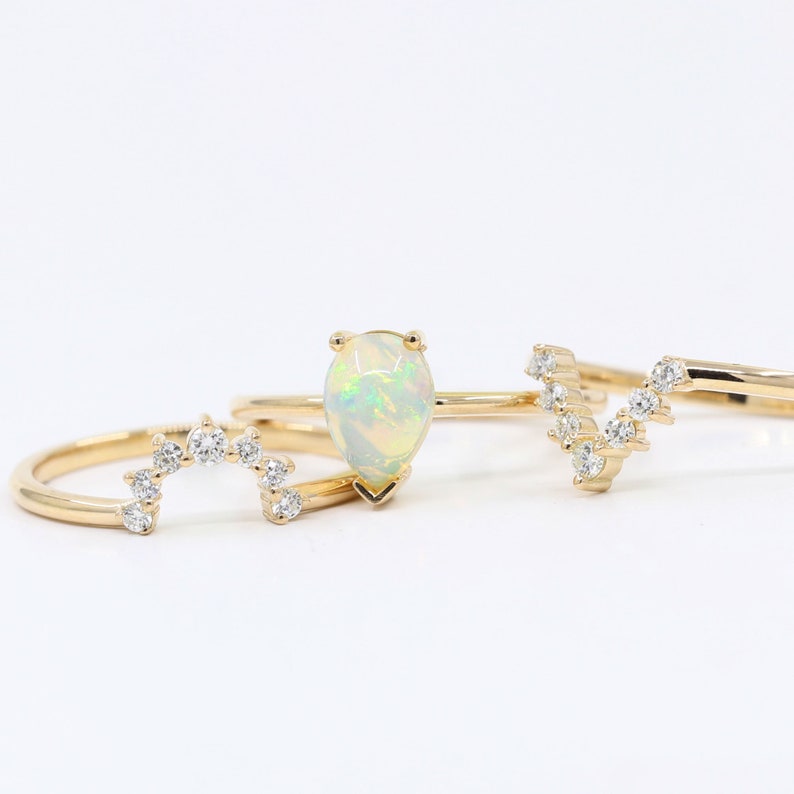 14K PEAR OPAL RING DIAMOND CROWN U BAND 3 RING SET