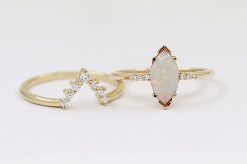 14K MARQUISE OPAL RING DIAMOND V BAND 2 RING SET