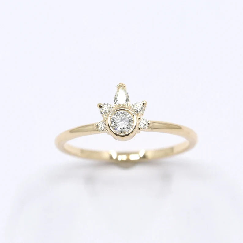 14K DIAMOND BEZEL CROWN RING