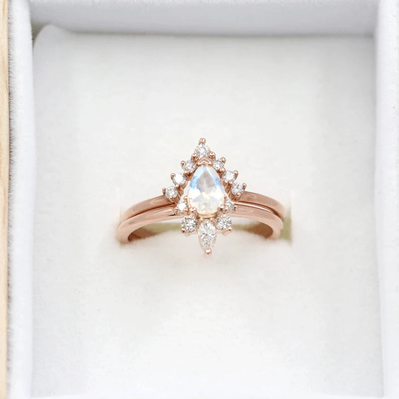 14K MOONSTONE CROWN RING DIAMOND V BAND 2 RING SET