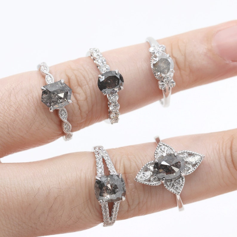 14K 0.59CT SALT AND PEPPER DIAMOND BEZEL CLUSTER RING
