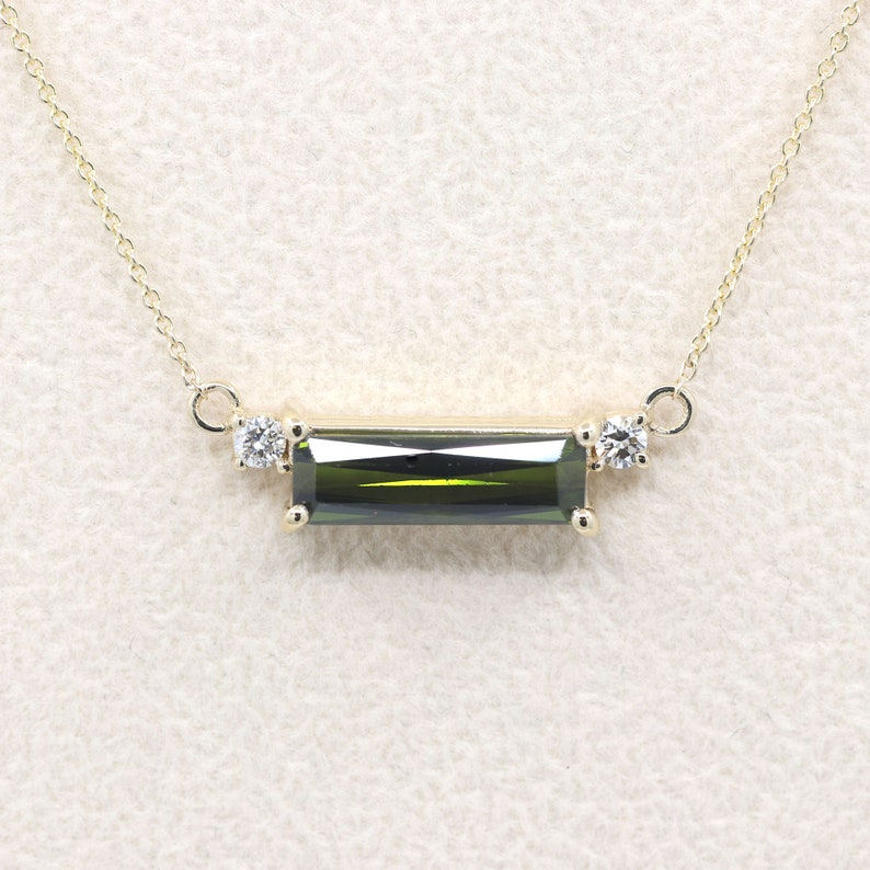 14K GREEN TOURMALINE DIAMOND NECKALCE