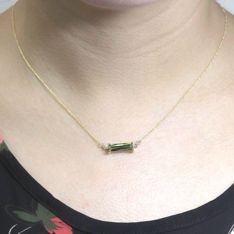 14K GREEN TOURMALINE DIAMOND NECKALCE