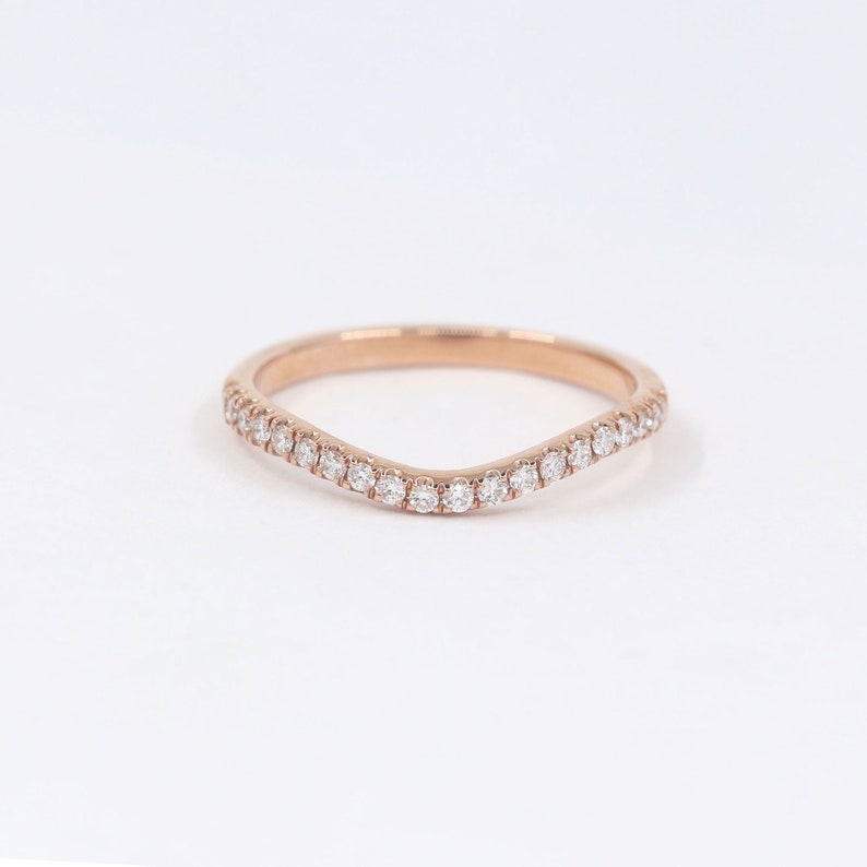 14K 0.25CT DIAMOND CURVED 2MM BAND