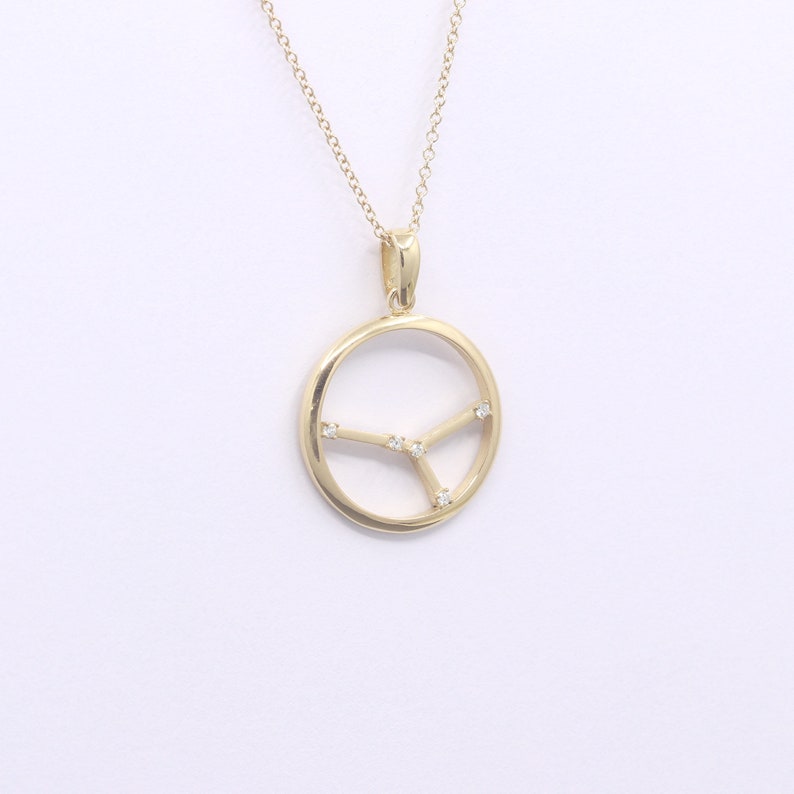 14K DIAMOND CANCER ZODIAC SIGN CIRCLE NECKLACE