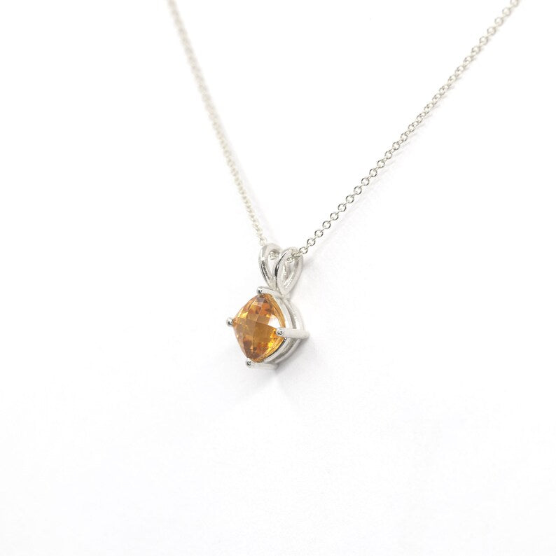 14K 7MM CITRINE RHOMBUS SOLITAIRE  NECKLACE