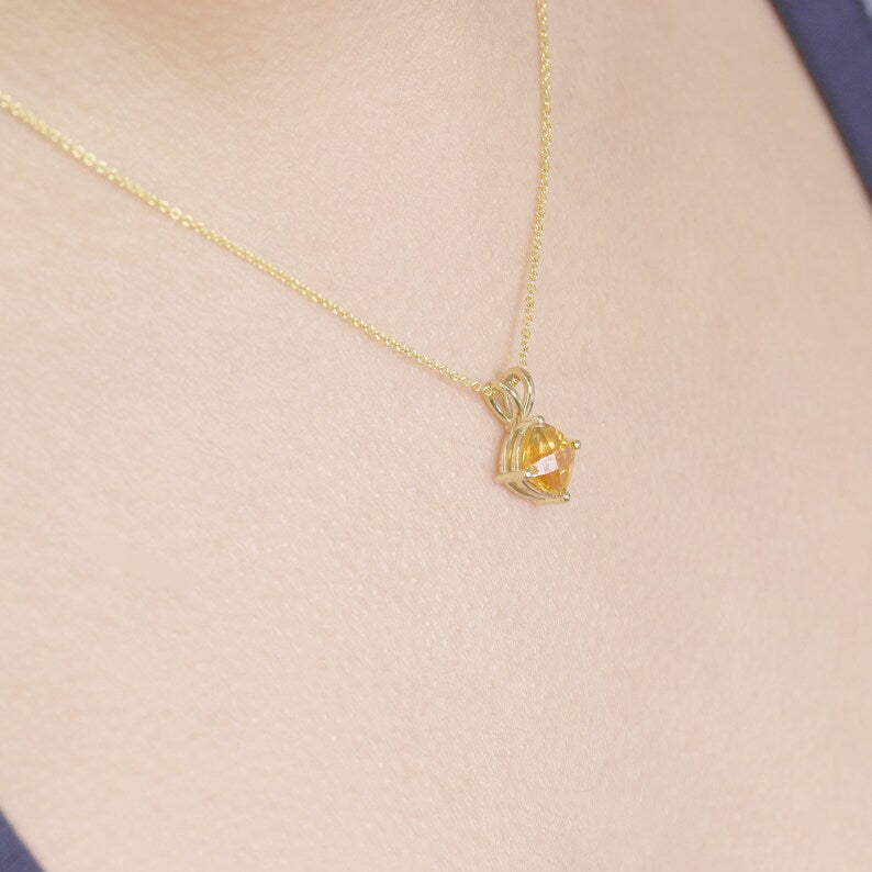 14K 7MM CITRINE RHOMBUS SOLITAIRE  NECKLACE