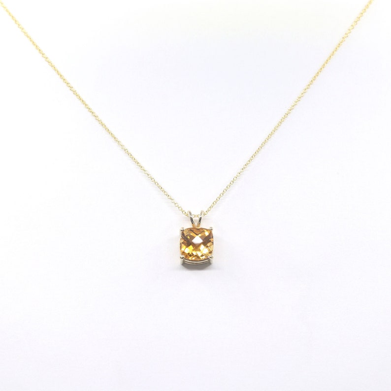 14K 9MM SQUARE CITRINE SOLITAIRE NECKLACE