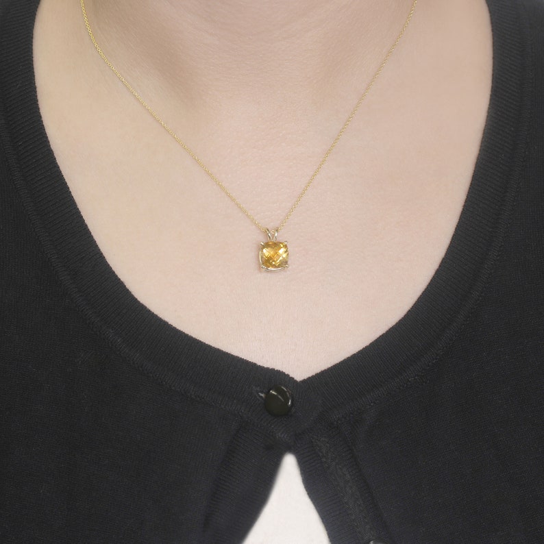 14K 9MM SQUARE CITRINE SOLITAIRE NECKLACE