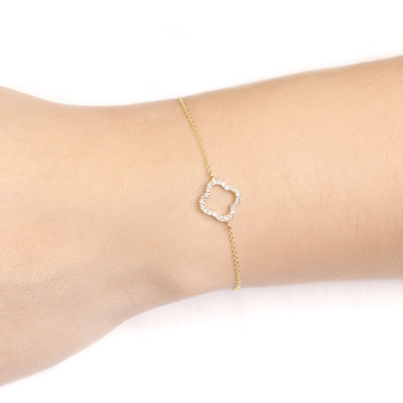 14K DIAMOND CLOVER BRACELET