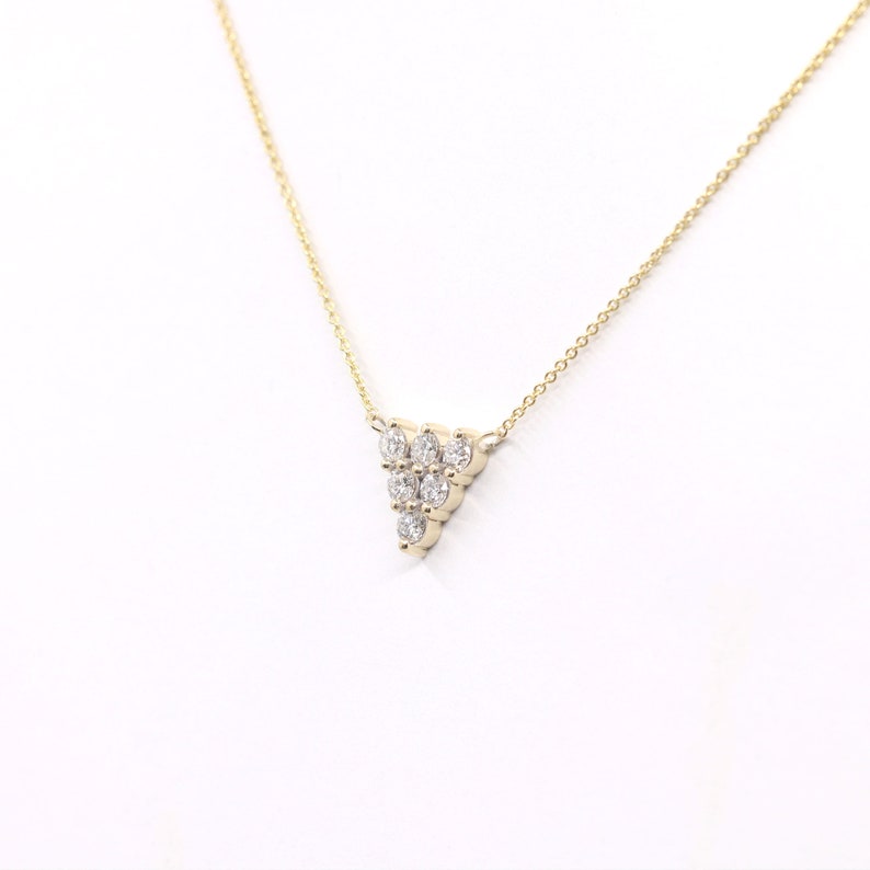 14K 0.48CT DIAMOND TRIANGLE NECKLACE