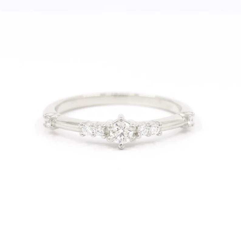 14K 7 DIAMOND BAND