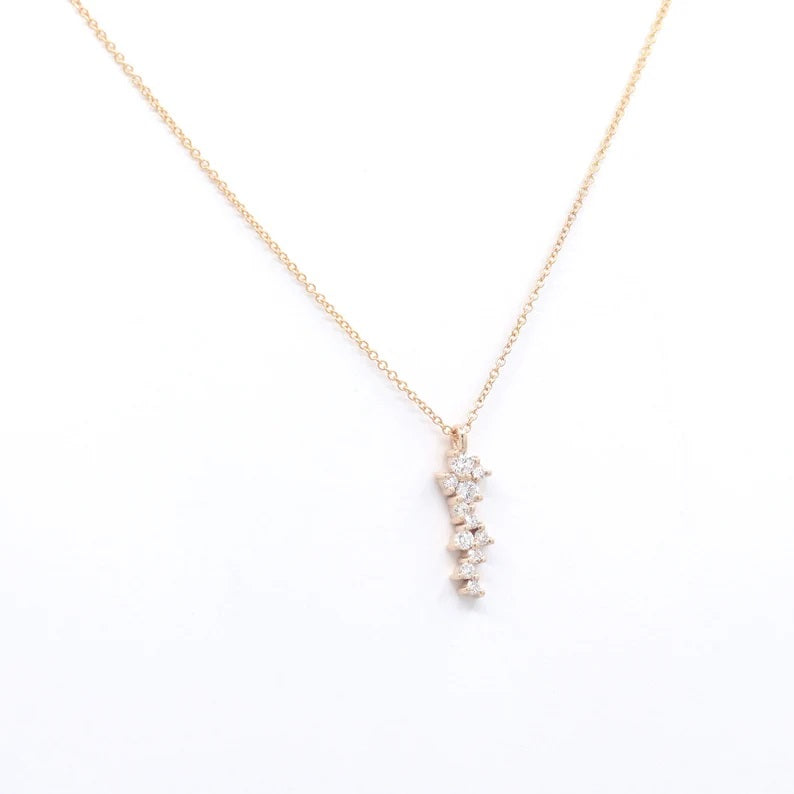 14K 0.32CT DIAMOND CLUSTER NECKLACE