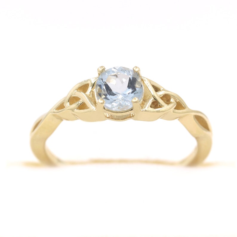 14K AQUAMARINE TWIST RING