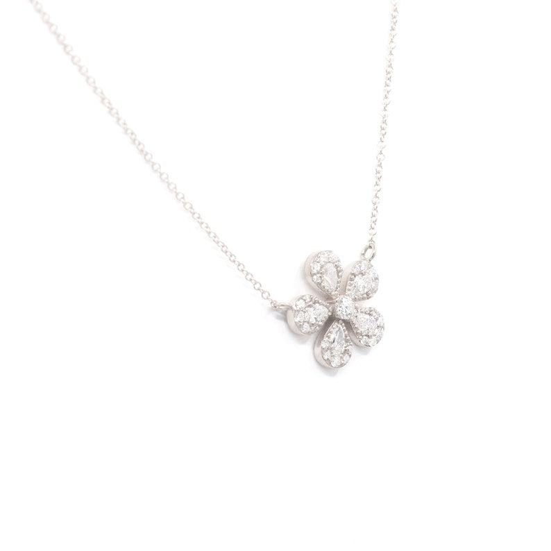 14K 0.61CT DIAMOND FLOWER NECKLACE