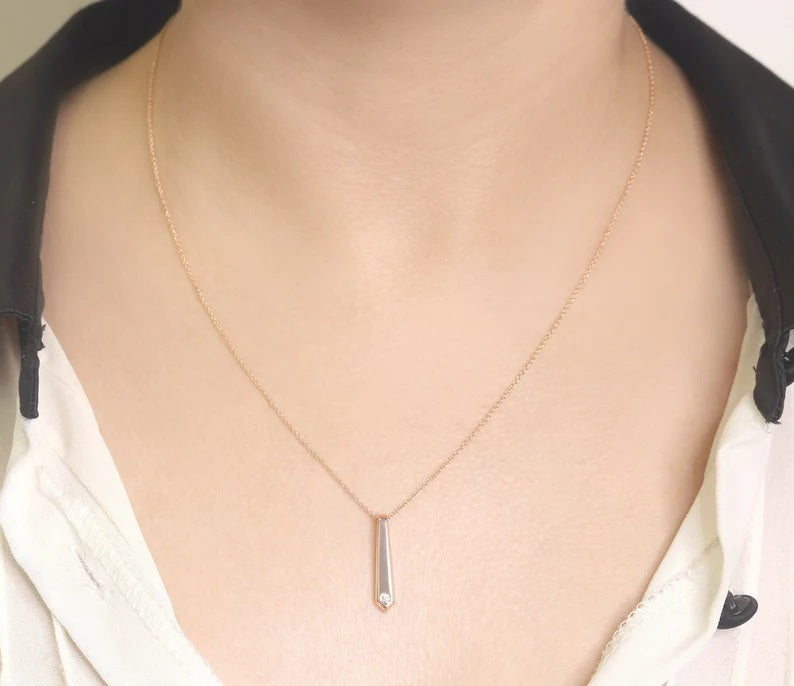 14K DIAMOND TIE NECKLACE