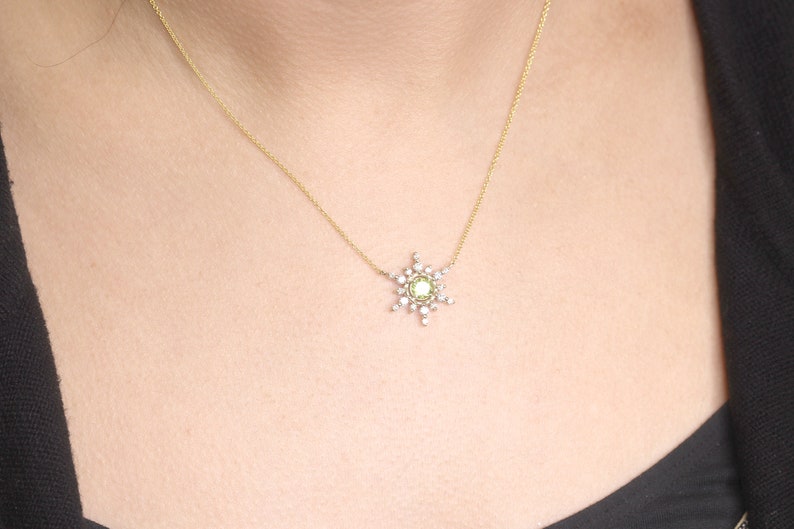 14K 5MM PERIDOT DIAMOND SNOWFLAKE NECKLACE