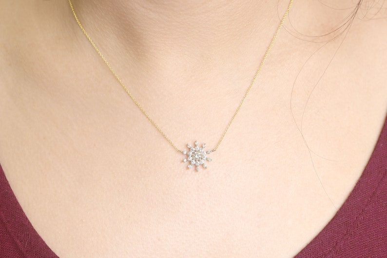 14K 0.83CT DIAMOND SNOWFLAKE NECKLACE