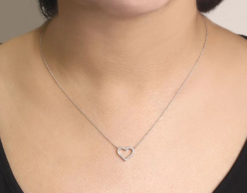 14K DIAMOND HEART NECKLACE