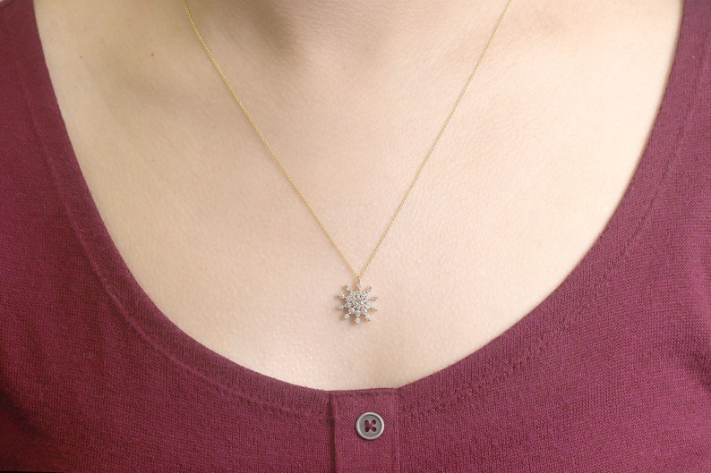 14K 0.83CT DIAMOND SNOWFLAKE SLIDING NECKLACE