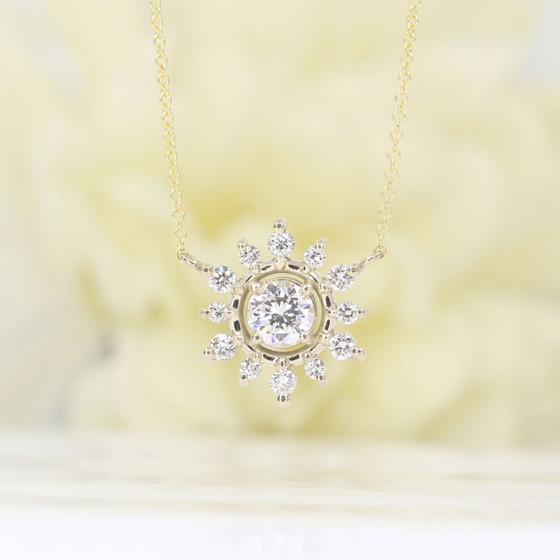 14K CZ DIAMOND SNOWFLKAE NECKLACE