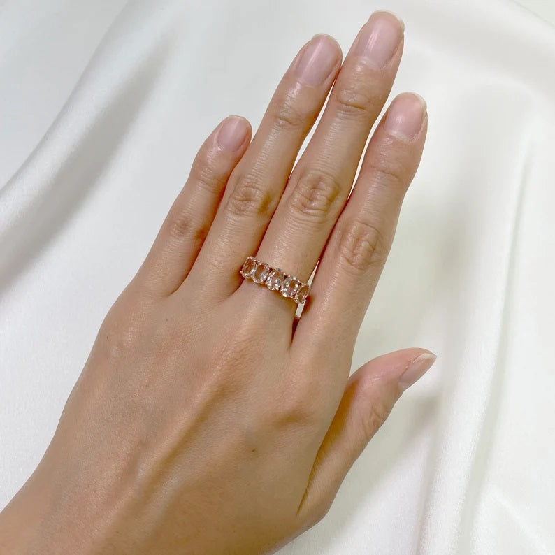 14K 5 OVAL PEACHY MORGANITE BAND