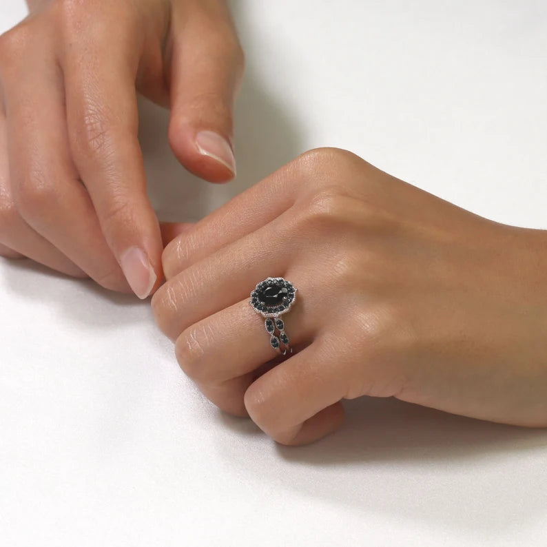 14K BLACK ONYX FLORAL ENGAGEMENT RING