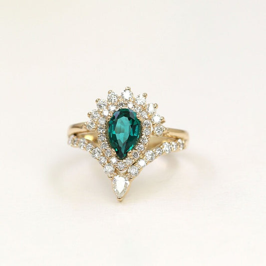 14K LAB EMERALD DIAMOND HALO CHEVRON RING