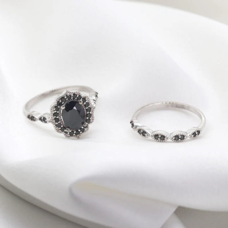 14K BLACK ONYX FLORAL ENGAGEMENT RING