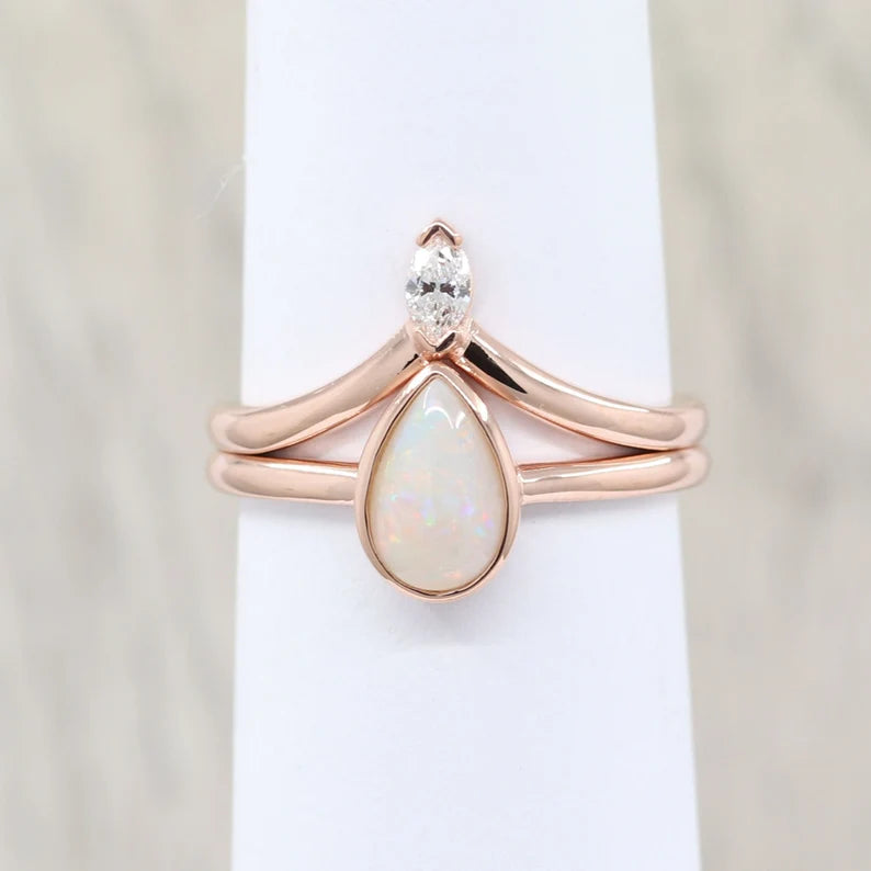 14K PEAR OPAL BEZEL RING MARQUISE DIAMOND CHEVRON BAND 2 RING SET