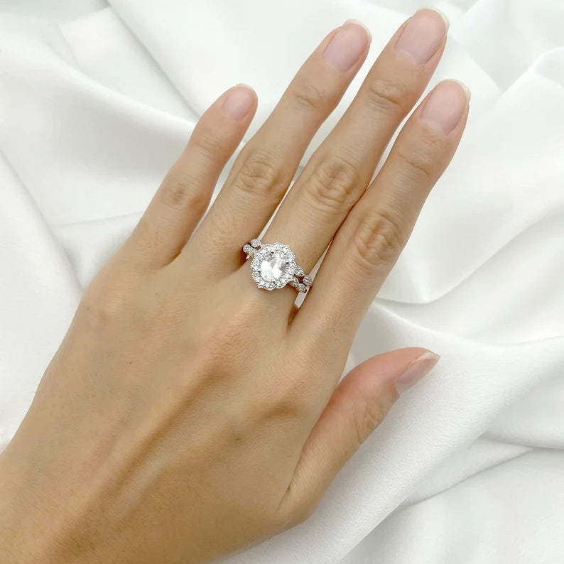 14K WHITE SAPPHIRE DIAMOND FLORAL ENGAGEMENT RING