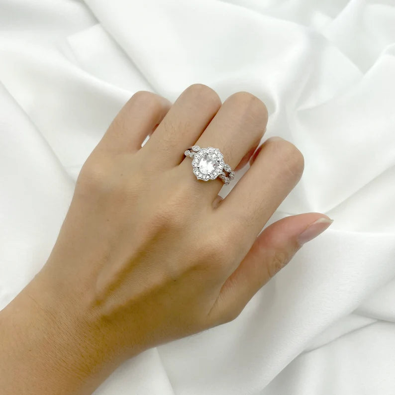 14K WHITE SAPPHIRE DIAMOND FLORAL ENGAGEMENT RING